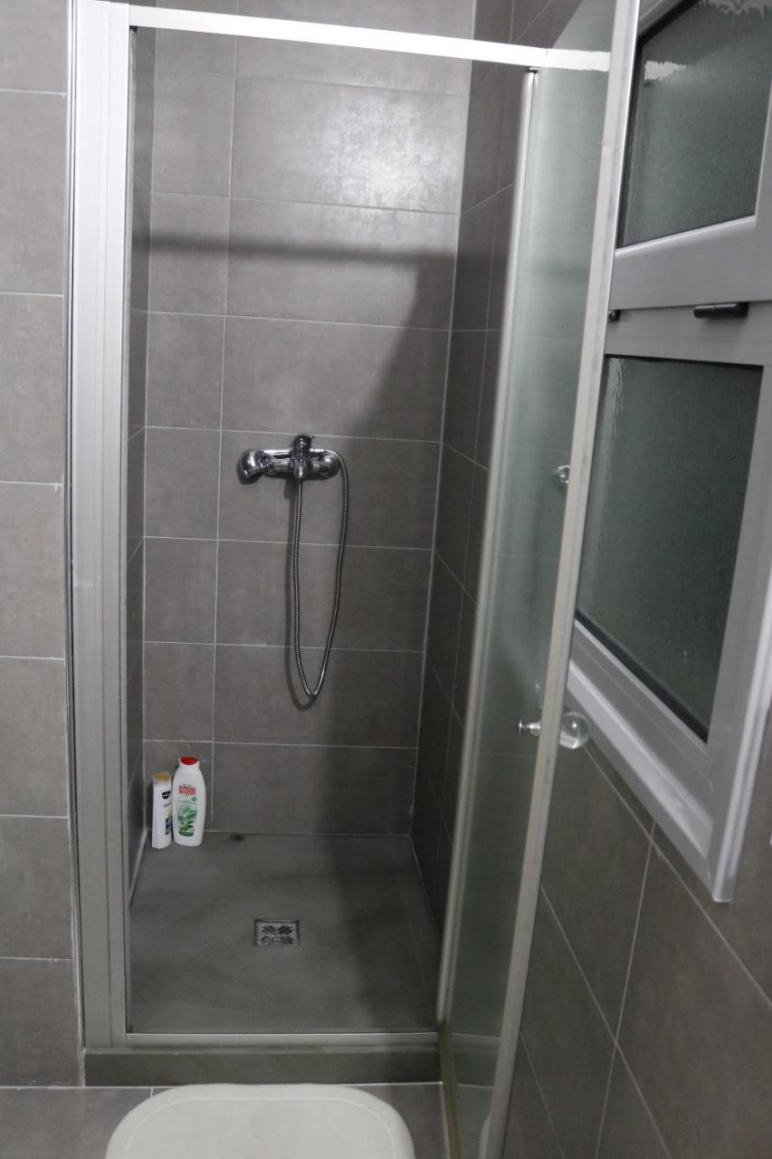 Ferienwohnung St Beach House Vlorë Exterior foto